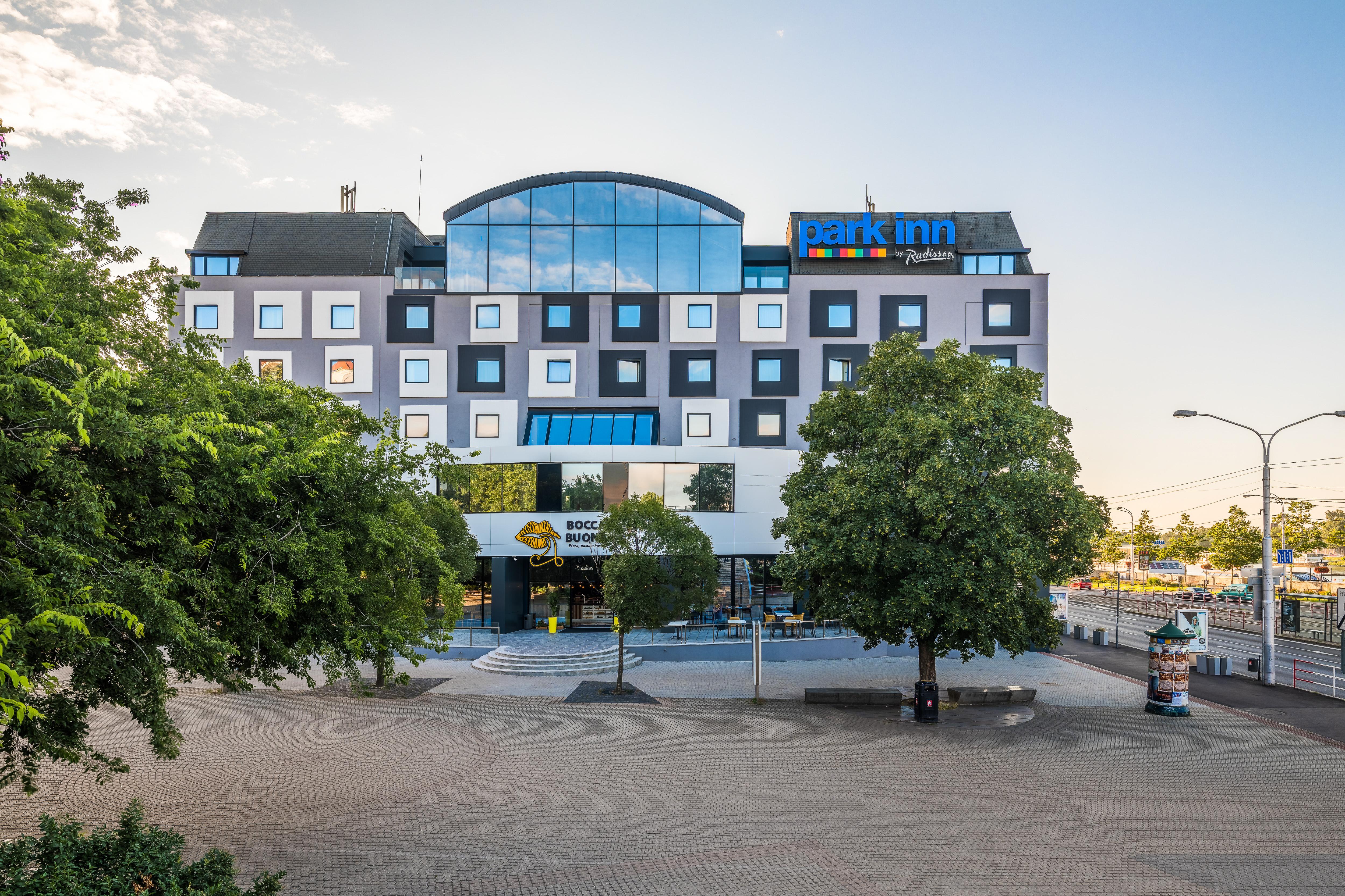 Park Inn By Radisson Danube Bratislava Eksteriør bilde